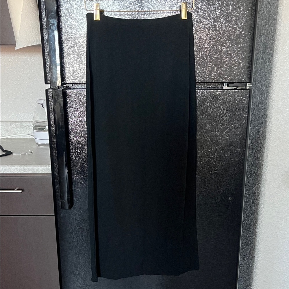 BLOOMINGDALES Black Maxi Skirt - Straight Silhouette